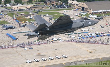 The first time an F-35 flew over an air show!